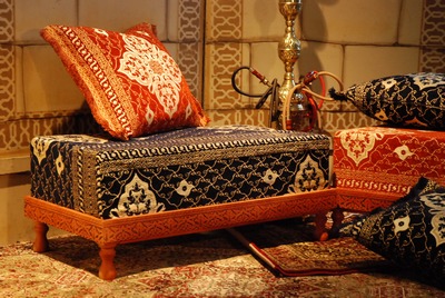Cushion/Seat for two, Oriental 