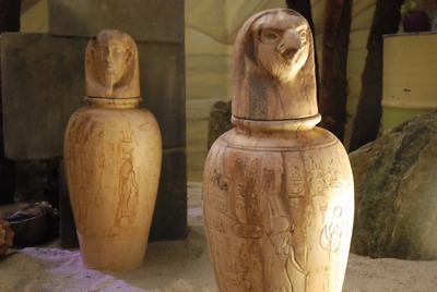 Canopic jar    Egyptian urn