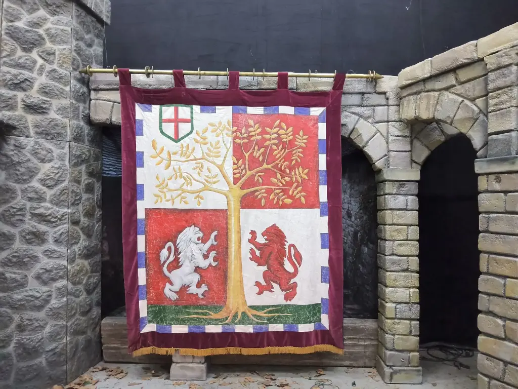 Banner, Golden Tree, Coat of Arms