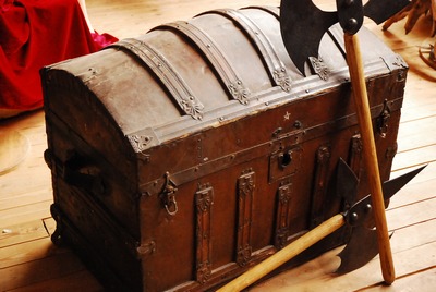 Treasury Trunk Chest,  Italian