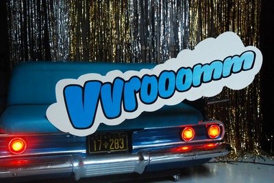 Cartoon Text "" VVrooomm ""