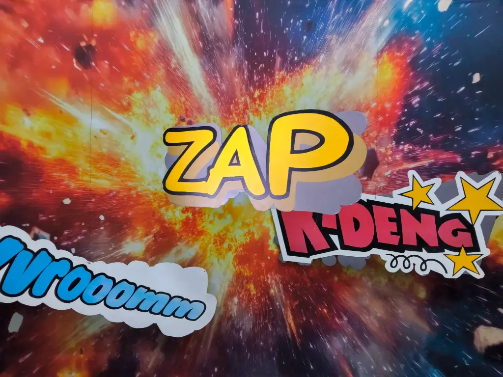 Cartoon Text "" ZAP ""