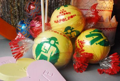 Bonbon    "Napoleon"    Candy XL