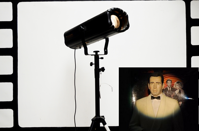 Following spot on tripod   1000W