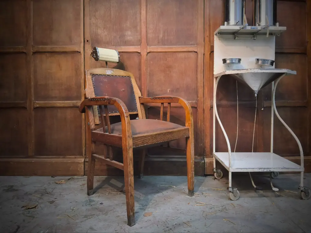 Barber Chair, Wooden