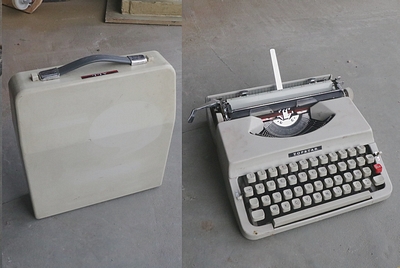 Typewriter Portable ""A L L""