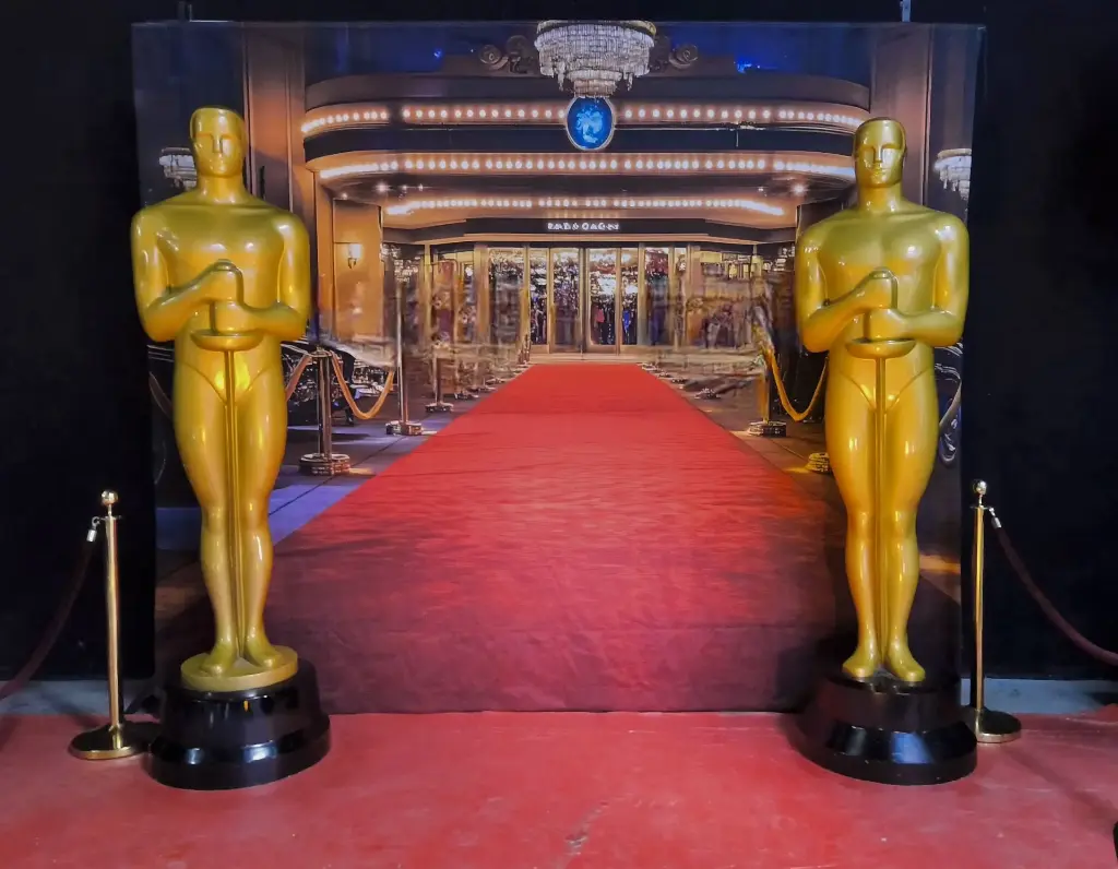 Film Trophy   Deluxe  Edition
