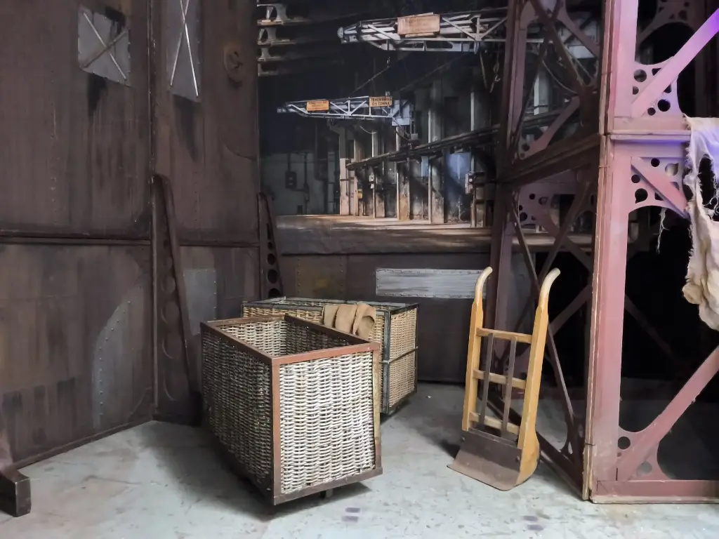 Cart  for  Linen