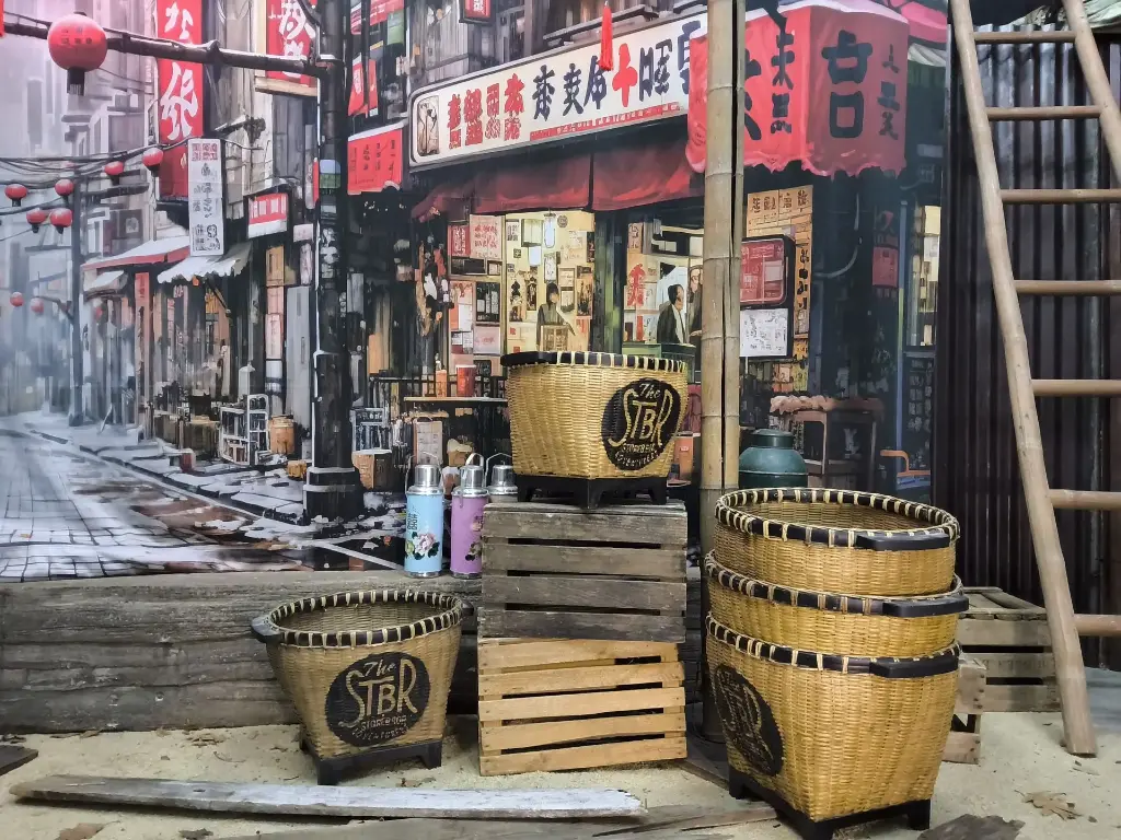 Basket Bamboo  Black  Dot