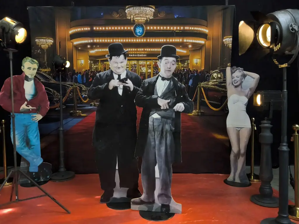 Celebrities  on two panels   Laurel and Hardy