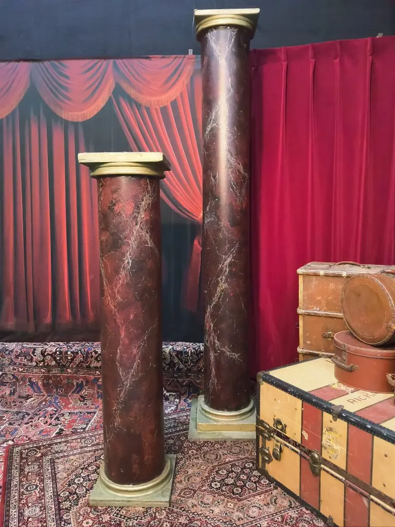 Column ,  Red  Marble    L