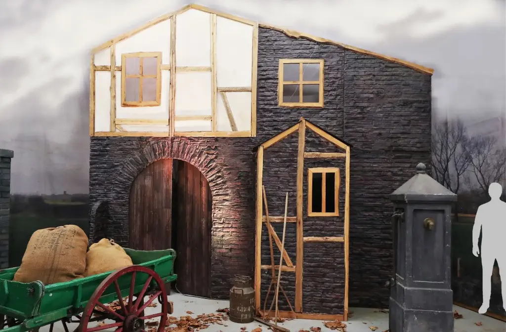 House   Farmers   2 Story  High 