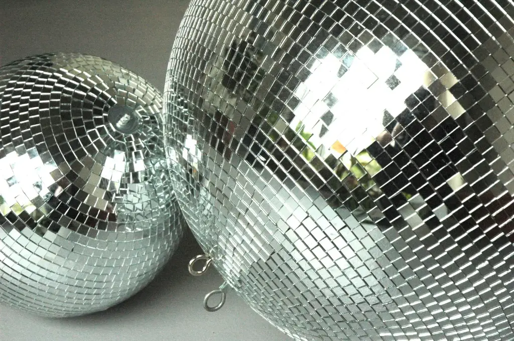Mirrorball   50cm    in Wooden Box
