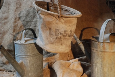 Nose bag (tissue bucket)