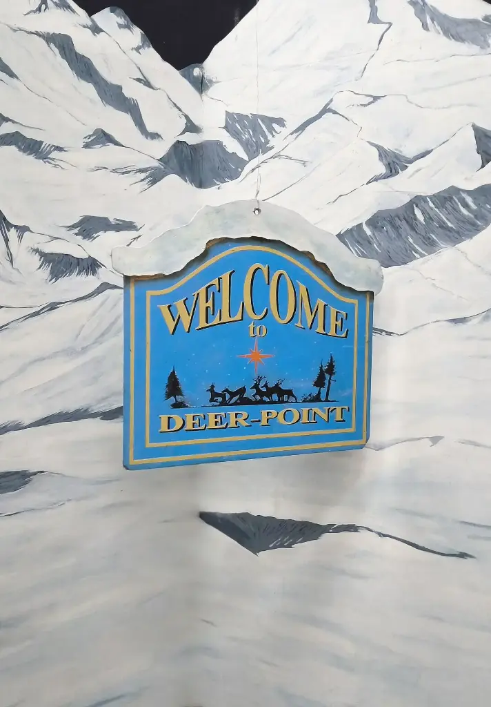 Panel "Welcome to Deer point"