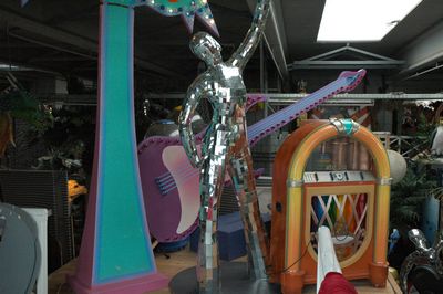 Statue, Mirror, large