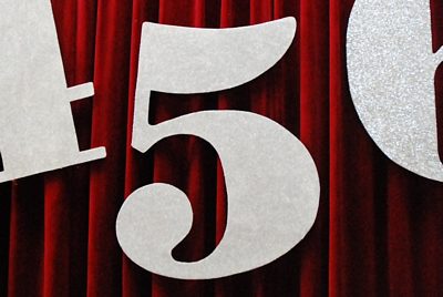Cipher   "5"   in  Glitter