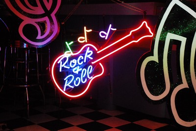Neon "" Rock &amp| Roll "" guitar 220v