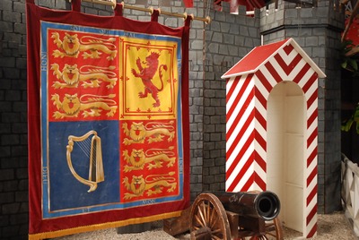 Banner  UK   Coat of Arms