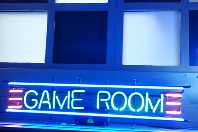 Neon  " Game Room "  220v