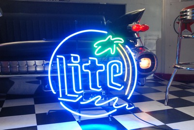 Neon  " Lite"   a beer 220v