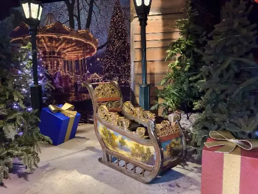 Sledge  painted  Sleigh