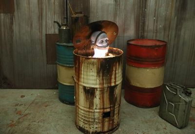 Zombie in OilBarrel, Animatronics