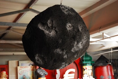 Asteroid, Meteor