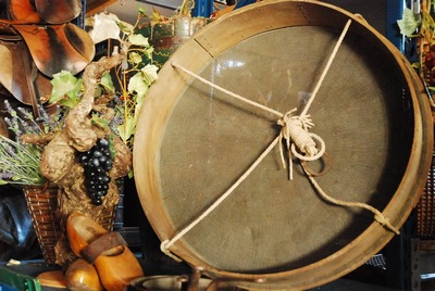 Sieve (Gold), L