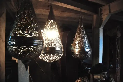 Metallic Lantern, Medium, 220v