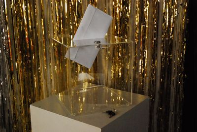 Ballot/Card/Letter  box in  Plexi-Glass