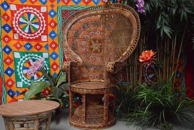 Emmanuelle-Chair, Peacock-chair