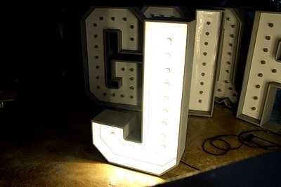 Show Letter "J" ,  220v