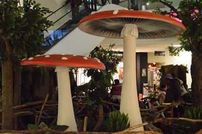 Mushroom, Red with dots, Large