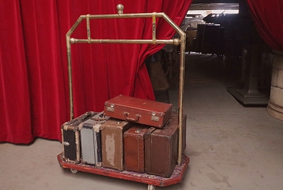 Hotel Trolley (to rent suitcases sep.)