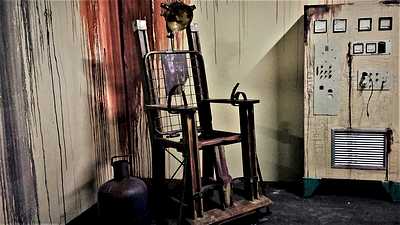 Electric Chair  Empty !