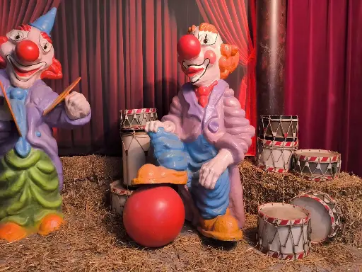 Clown    with one Foot on a Ball