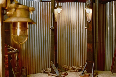 Lamppost, Wooden/Industrial 220v