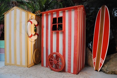 Beachcabin, Red