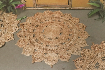 Round Braided Jute Rug