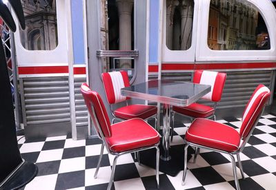 American Diner  Set of a Table and Four Chairs