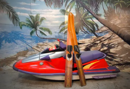 Water Ski a pair