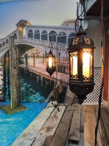 Oriental Lantern on iron Stand 220V