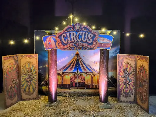 "Circus"  Entrance panel