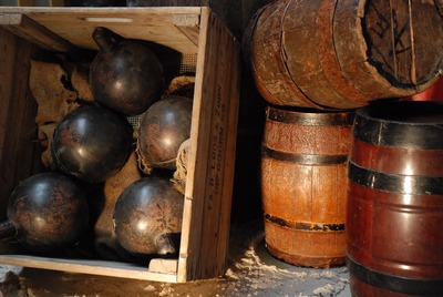 Case with cannon-balls