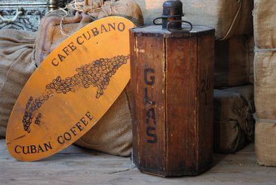 Bottle in a Crate, hexagonal Stroh Rum