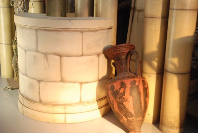 Desk   in   Sandstone