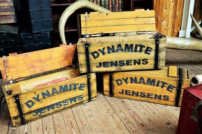 Dynamite   Case