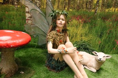 Elf, Fairy  sitting down