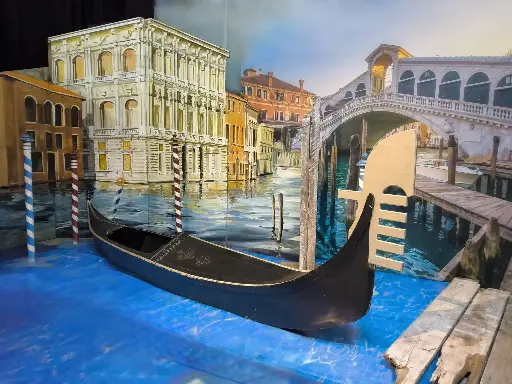 Gondola   Venetian